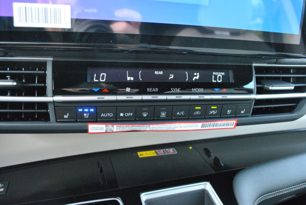 2026 Toyota Sienna Platinum 7 Passenger