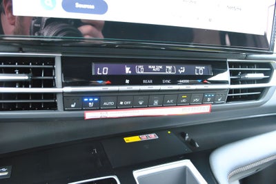 2026 Toyota Sienna Platinum 7 Passenger