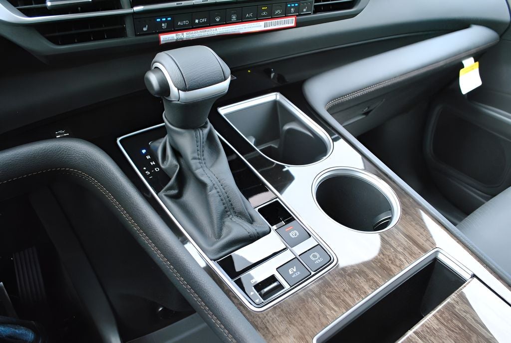 2026 Toyota Sienna Platinum 7 Passenger