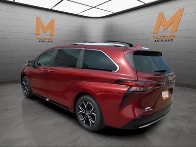 2026 Toyota Sienna Platinum 7 Passenger
