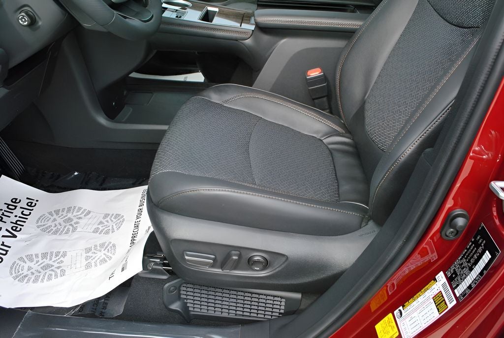 2026 Toyota Sienna Platinum 7 Passenger