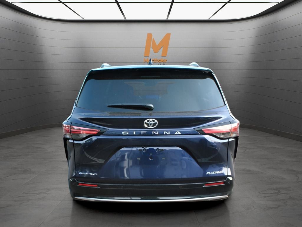 2026 Toyota Sienna Platinum 7 Passenger