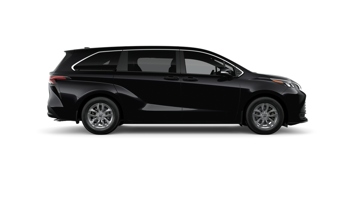 2026 Toyota Sienna LE 8 Passenger