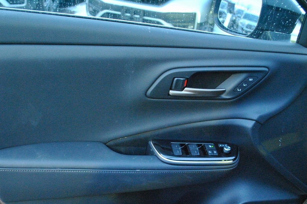 2026 Toyota Toyota Crown Signia Limited AWD