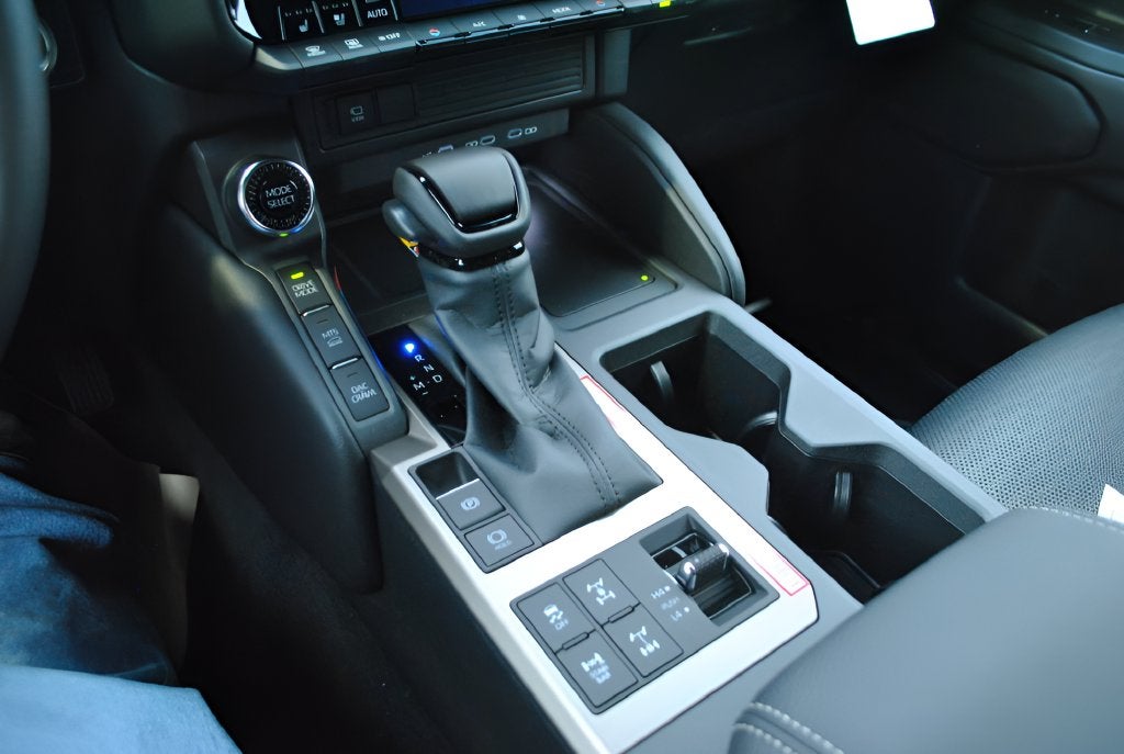 2027 Toyota Land Cruiser Base