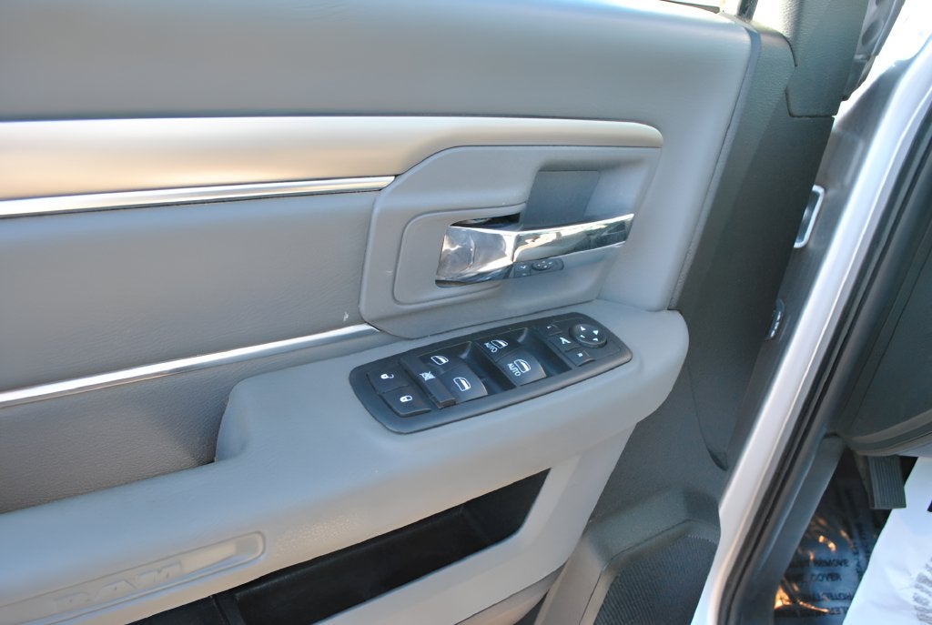 2019 RAM 1500 Classic Big Horn Crew Cab 4WD 5.7L V8