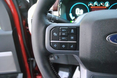 2023 Ford F-150 Lariat SuperCrew 4WD