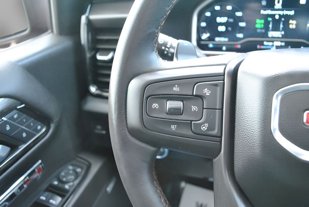 2023 GMC Sierra 1500 AT4 Crew Cab 4x4