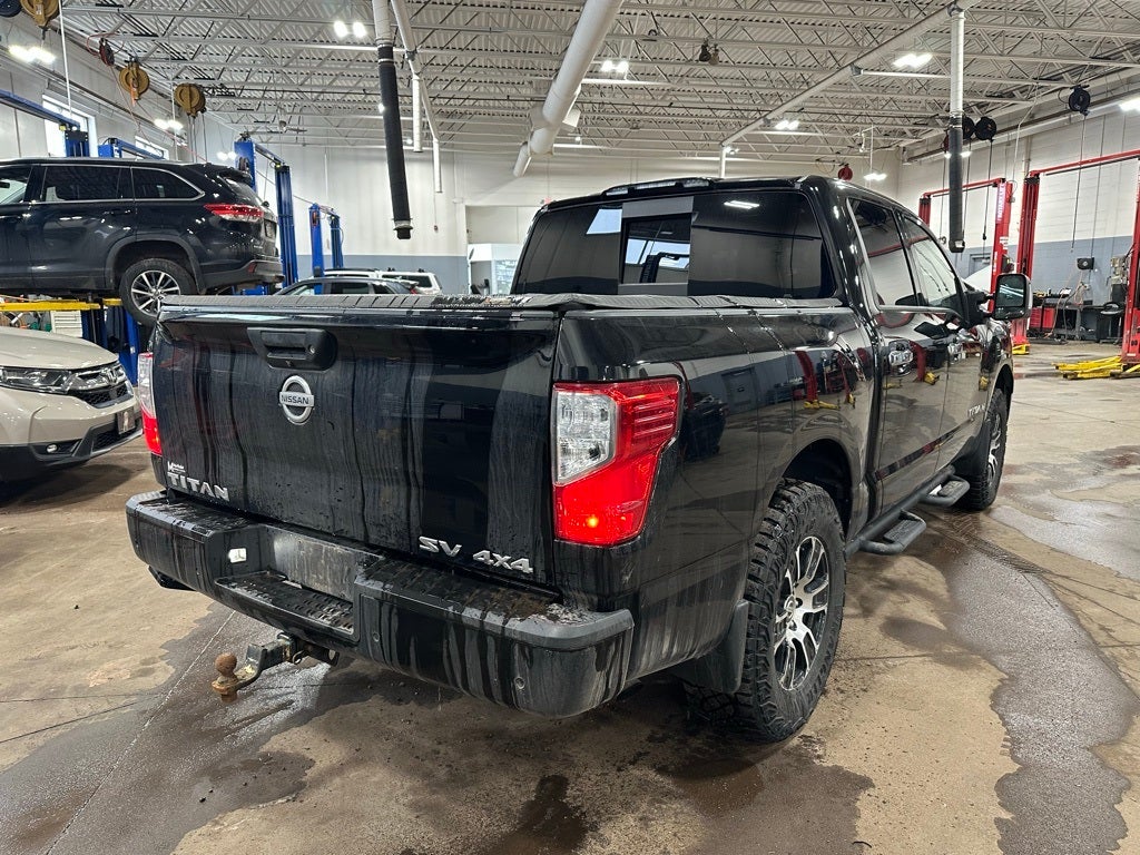2021 Nissan Titan SV Crew Cab 4x4 5.6L V8