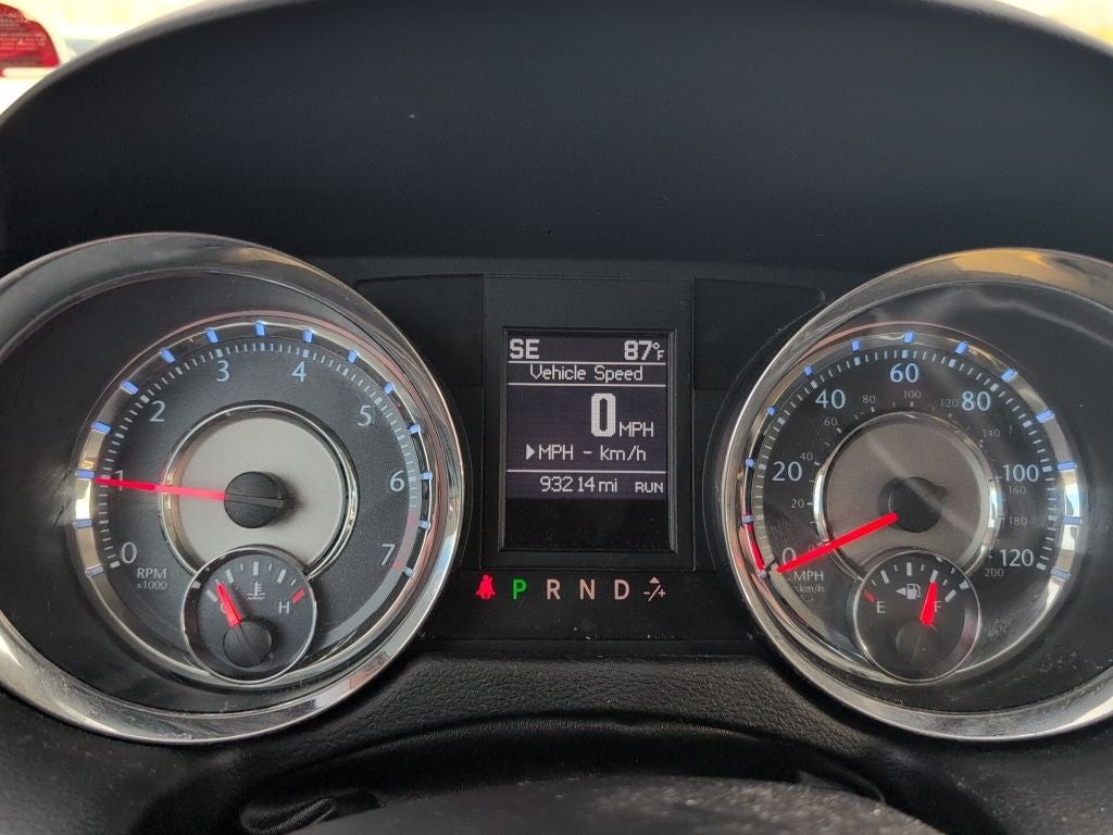 2013 Chrysler Town & Country Touring-L FWD