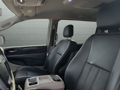 2013 Chrysler Town & Country Touring-L FWD
