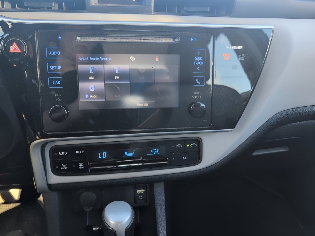 2017 Toyota Corolla LE FWD
