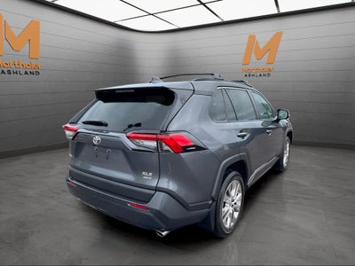 2023 Toyota RAV4 XLE Premium AWD