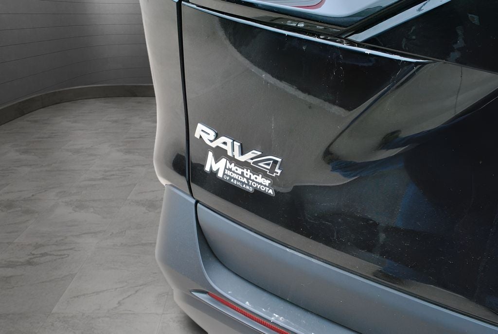 2023 Toyota RAV4 XLE AWD