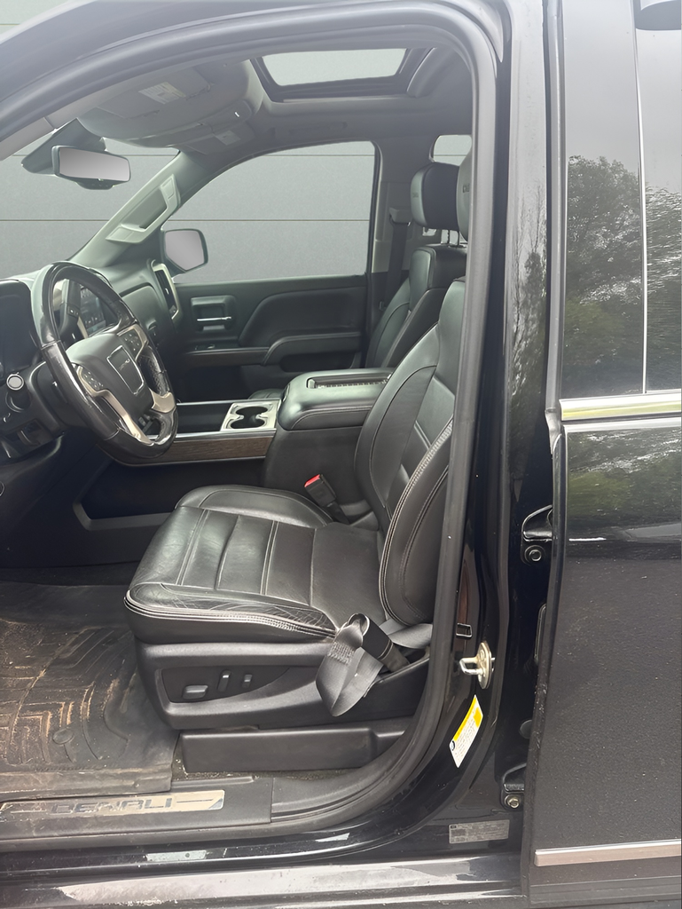 2018 GMC Sierra 1500 Denali Crew Cab 4WD