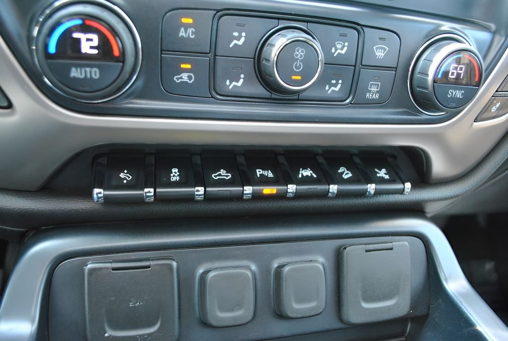 2018 GMC Sierra 1500 Denali Crew Cab 4WD