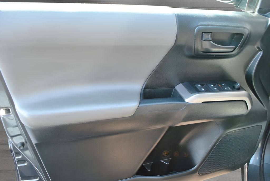 2021 Toyota Tacoma SR5 Crew Cab 4x4 3.5L V6