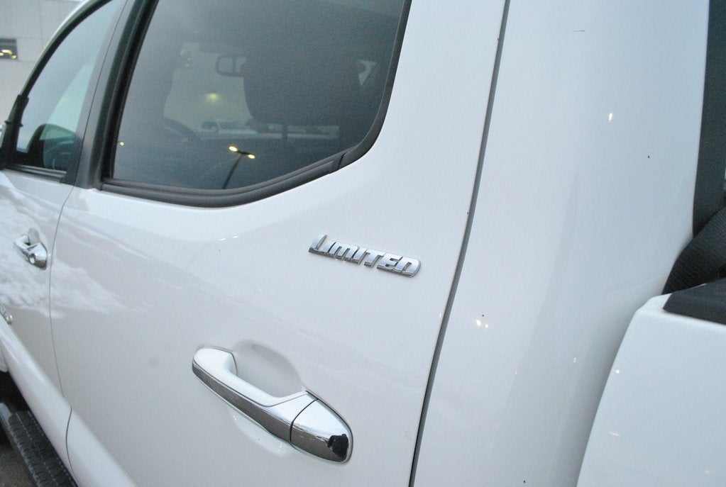 2017 Toyota Tacoma Limited Double Cab 4x4 3.5L V6