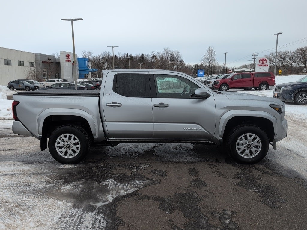 2025 Toyota Tacoma SR5 Double Cab 4x4