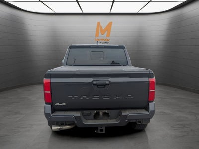 2025 Toyota Tacoma SR5 Upgrade Double Cab 4x4