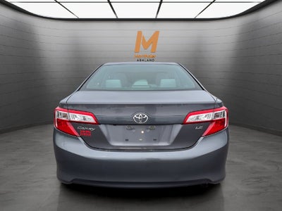 2014 Toyota Camry LE FWD