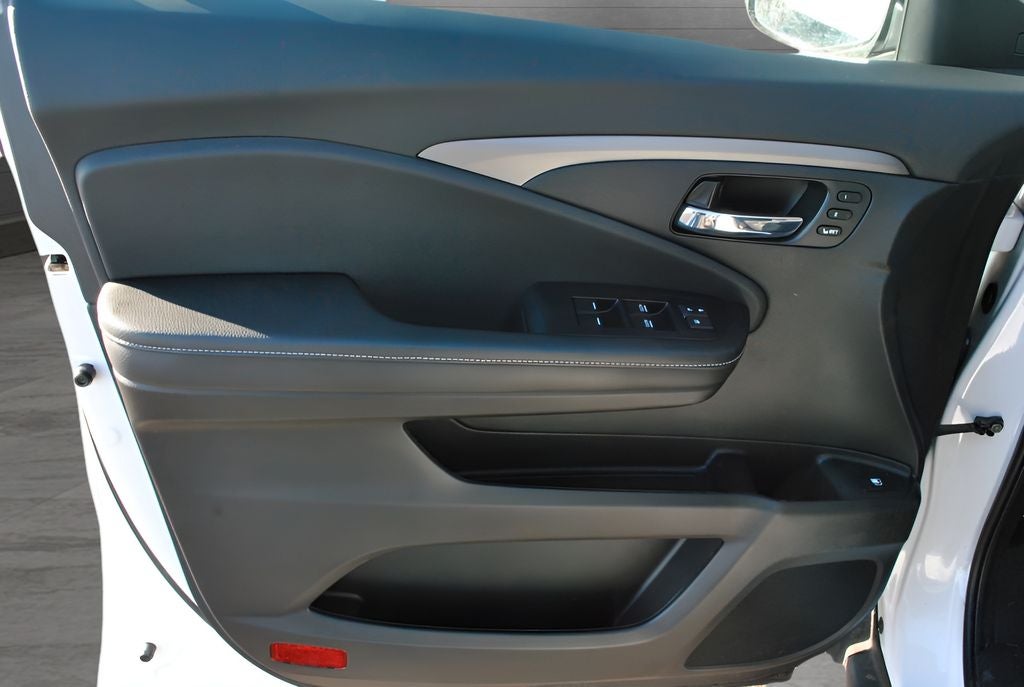 2025 Honda Ridgeline RTL AWD