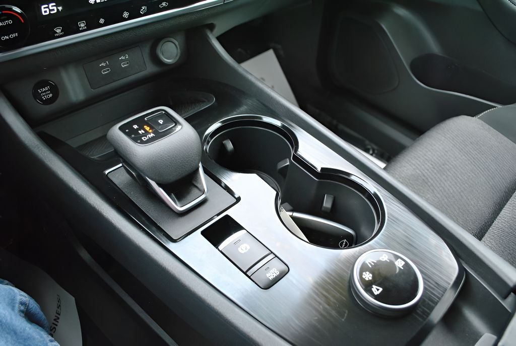 2025 Nissan Rogue SV AWD