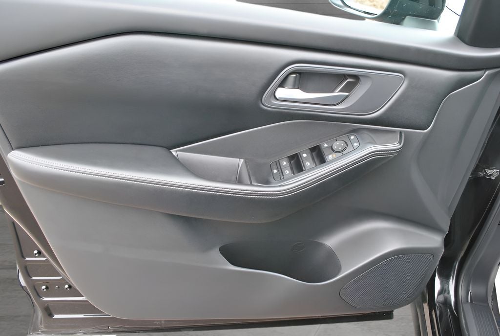 2025 Nissan Rogue SV AWD
