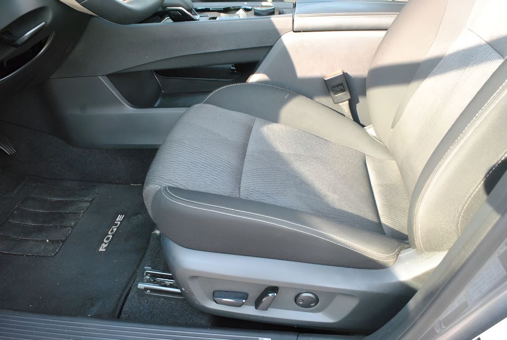 2026 Nissan Rogue SV AWD