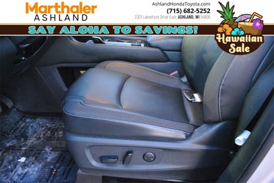 2025 Nissan Pathfinder SL 4WD