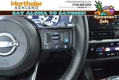 2025 Nissan Pathfinder SL AWD