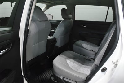 2023 Toyota Highlander Hybrid Bronze Edition AWD