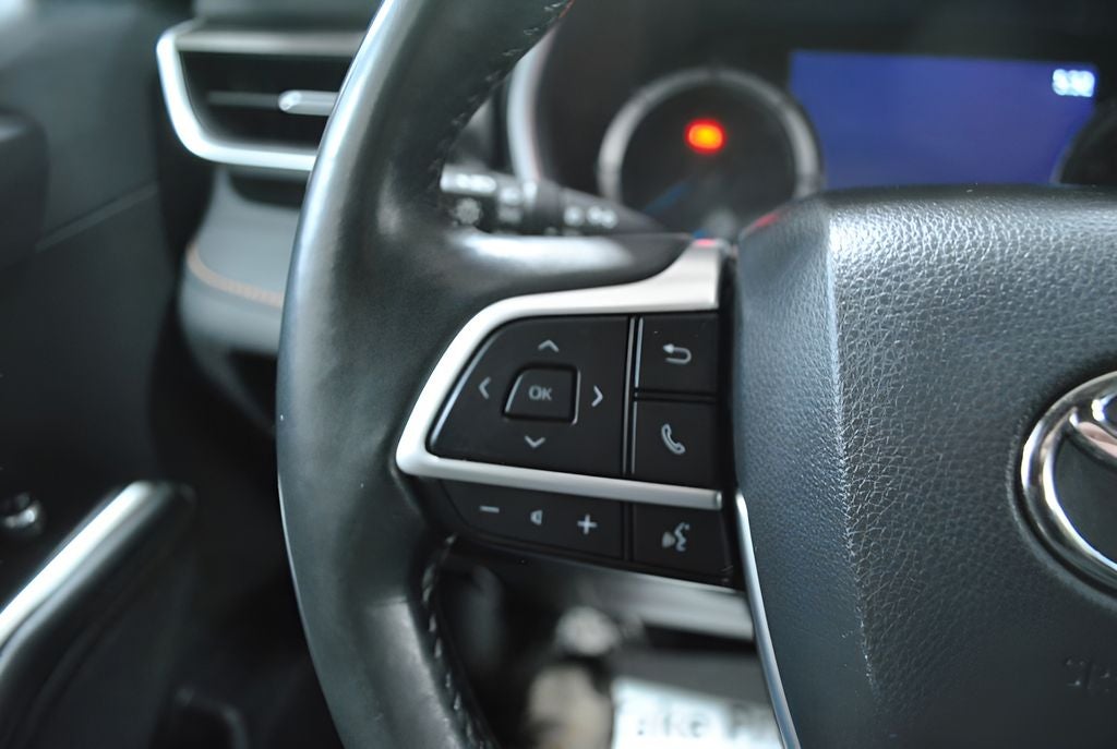 2023 Toyota Highlander Hybrid Bronze Edition AWD