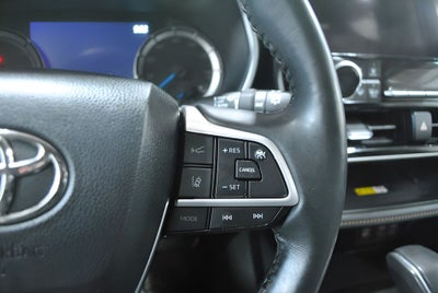 2023 Toyota Highlander Hybrid Bronze Edition AWD