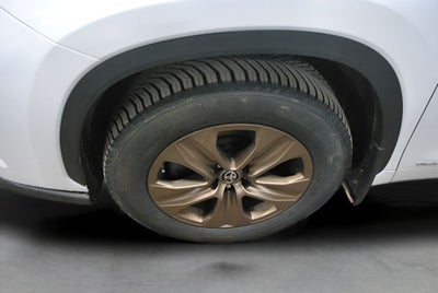 2023 Toyota Highlander Hybrid Bronze Edition AWD