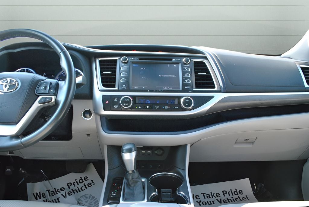 2019 Toyota Highlander Limited Platinum