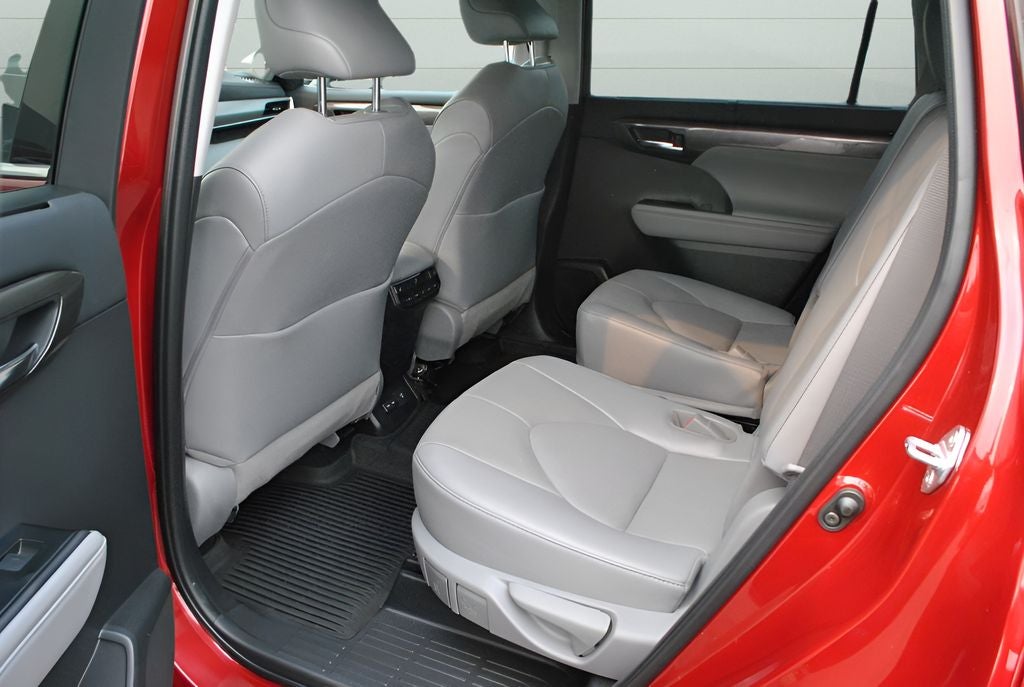 2022 Toyota Highlander Platinum AWD