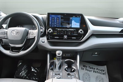 2022 Toyota Highlander Platinum AWD