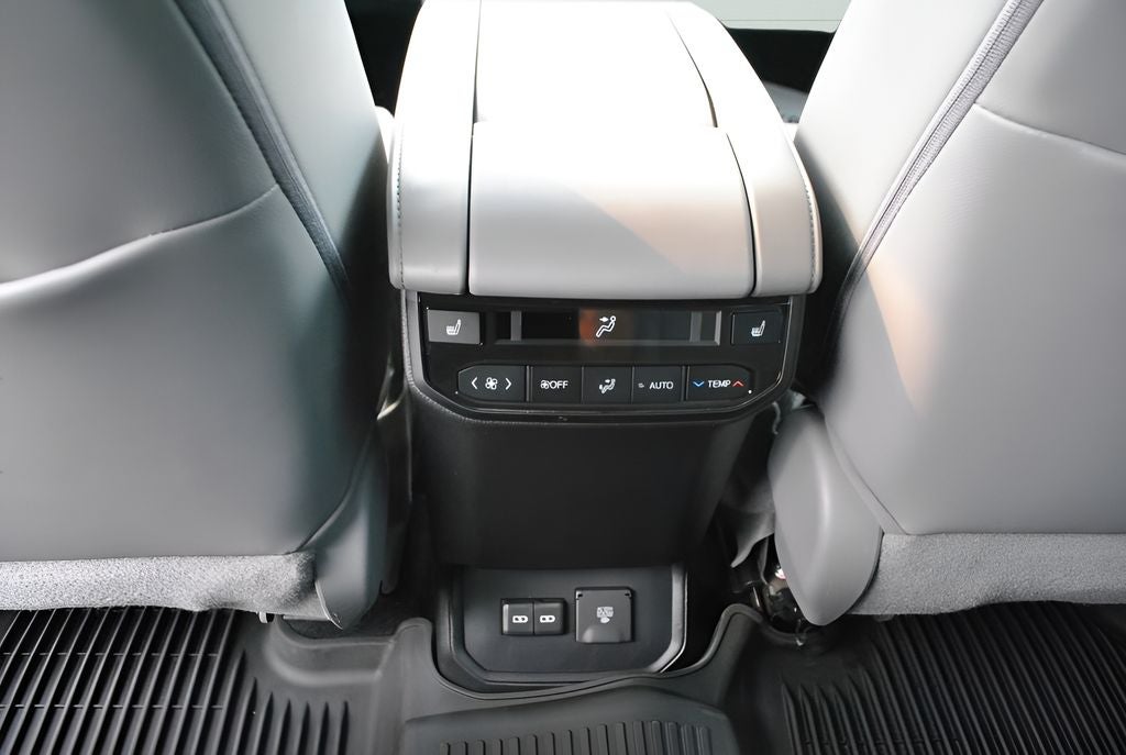 2022 Toyota Highlander Platinum AWD