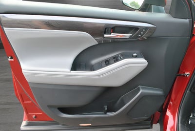 2022 Toyota Highlander Platinum AWD