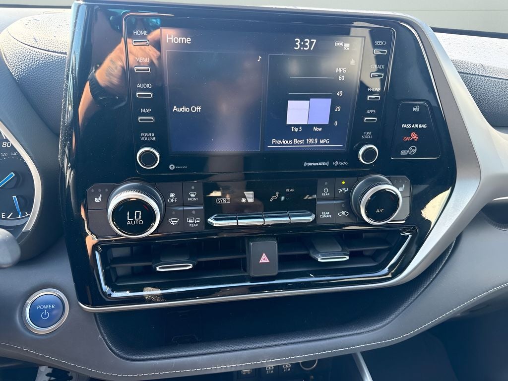 2021 Toyota Highlander Hybrid XLE AWD