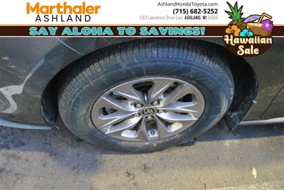 2022 Toyota Sienna XLE FWD