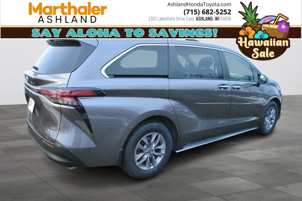 2022 Toyota Sienna XLE FWD