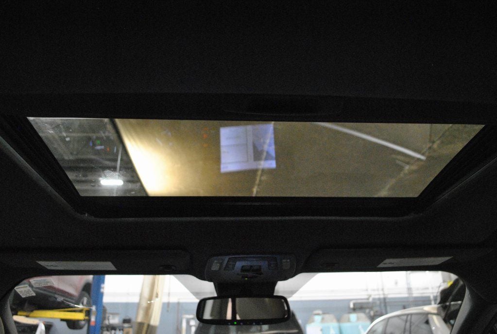 2023 Toyota Sienna XLE 7 Passenger Plus Package FWD