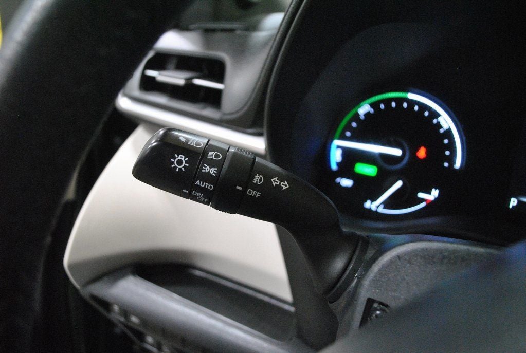 2023 Toyota Sienna XLE 7 Passenger Plus Package FWD