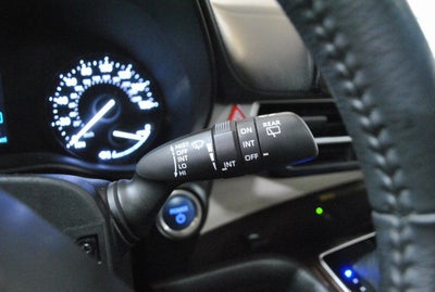 2023 Toyota Sienna XLE 7 Passenger Plus Package FWD