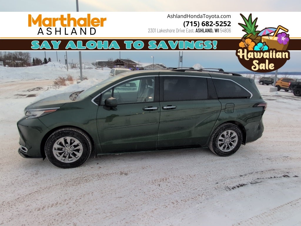 2023 Toyota Sienna XLE 7 Passenger Plus Package FWD