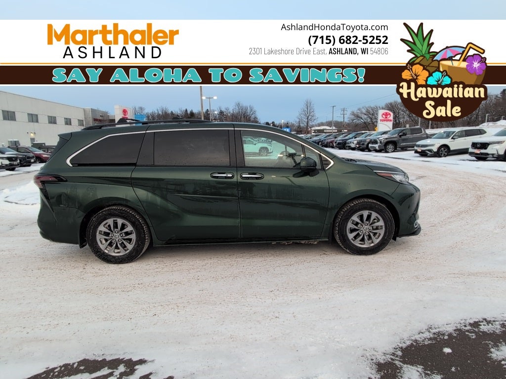 2023 Toyota Sienna XLE 7 Passenger Plus Package FWD