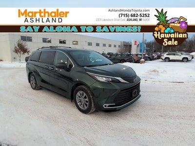 2023 Toyota Sienna XLE 7 Passenger Plus Package FWD