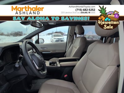 2023 Toyota Sienna XLE 7 Passenger Plus Package FWD